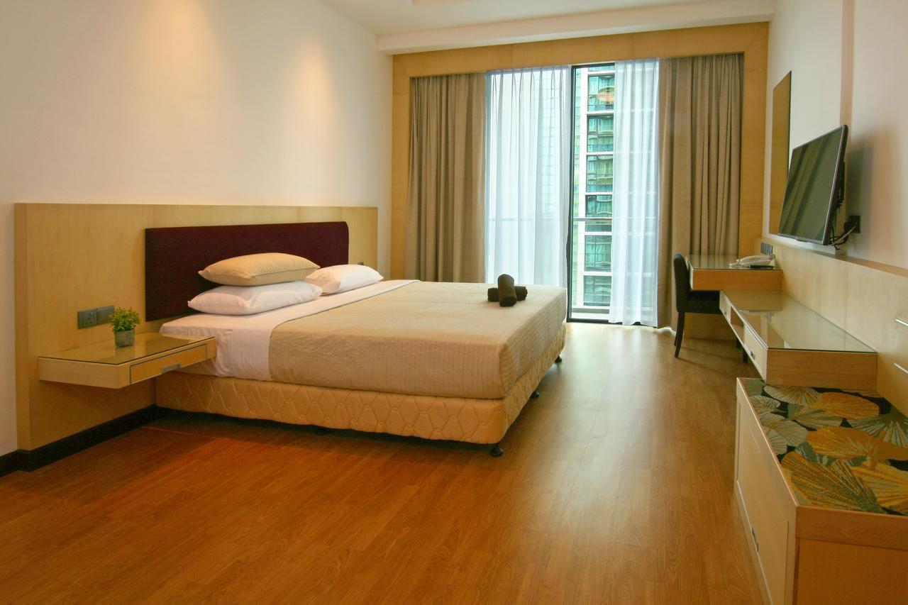 Bernard Holiday Home 2 @ Boulevard Imperial Suite Kuching Bagian luar foto